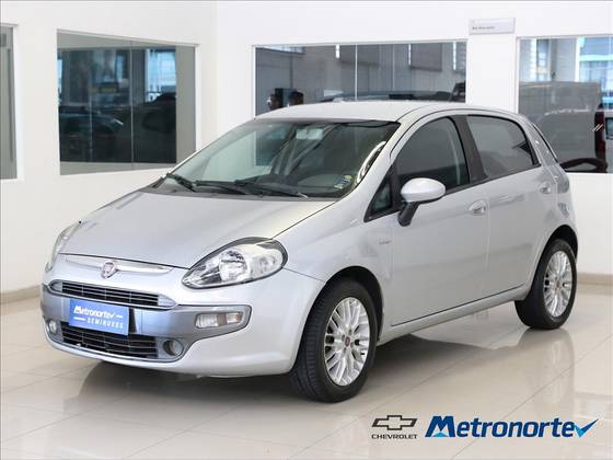 FIAT PUNTO 1.6 ESSENCE 16V FLEX 4P AUTOMATIZADO FIAT PUNTO 1.6 ESSENCE 16V FLEX 4P AUTOMATIZADO